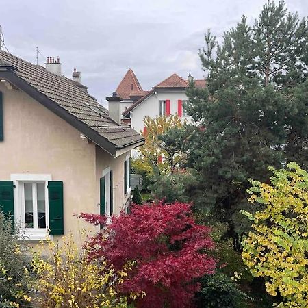 Proche Lausanne: Studio Bien Equipe Apartment Prilly Exterior photo